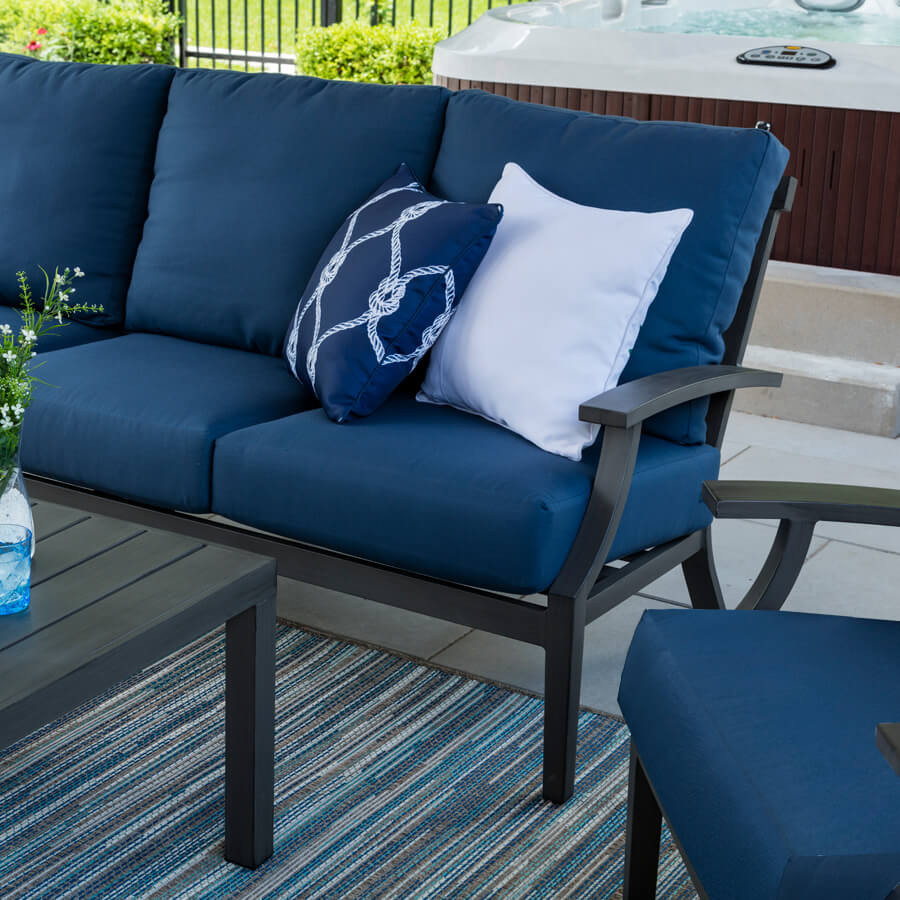 Causeuse Montecristo