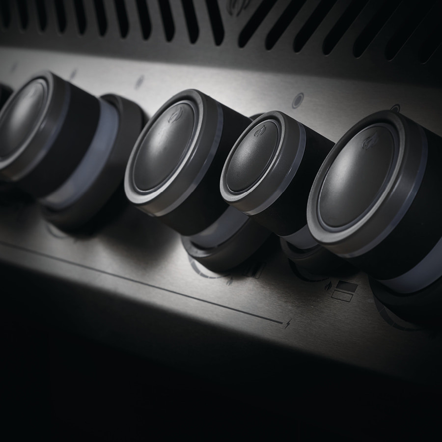 BBQ Napoleon Rogue SE 425 RSIB - 70 500  BTU