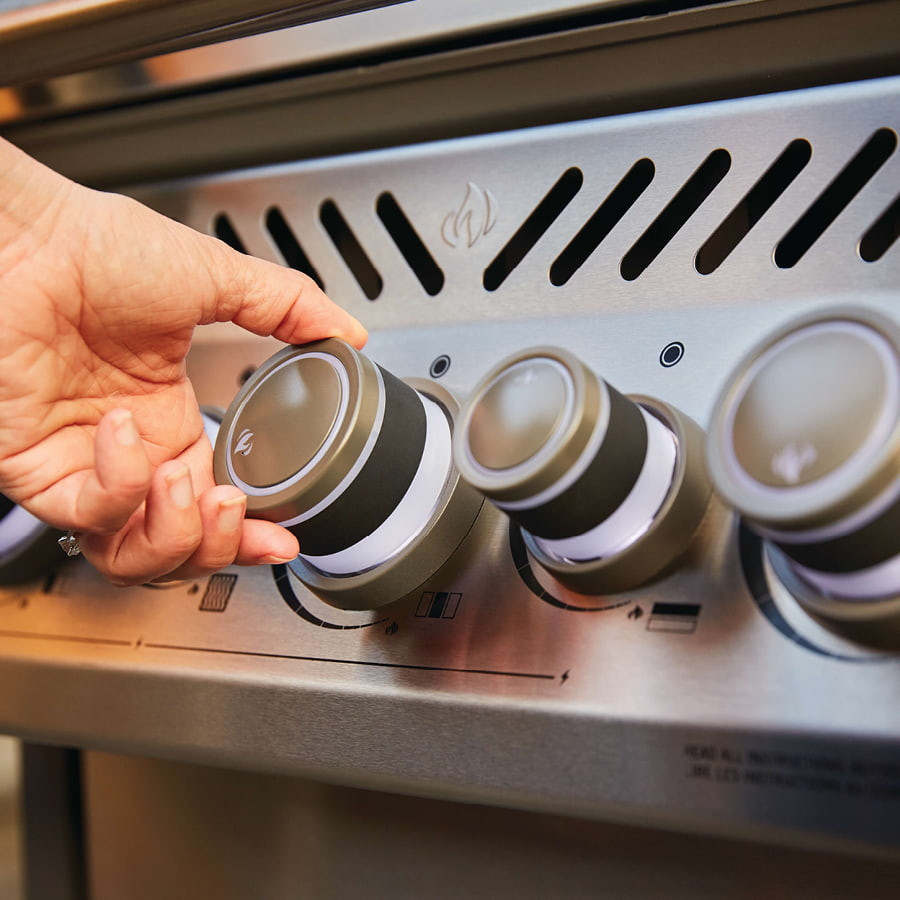 BBQ Napoleon Rogue SE 425 RSIB - 70 500  BTU