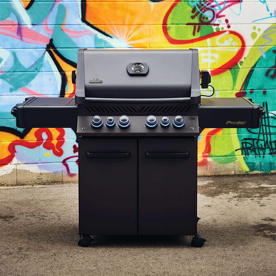 Napoleon Phantom Prestige 500 RSIB BBQ 80 000 BTU Club Piscine