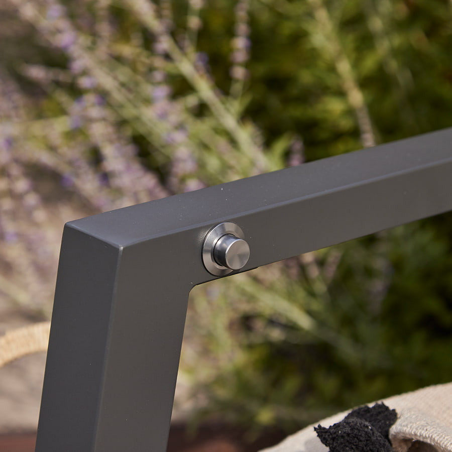 Laurence club recliner