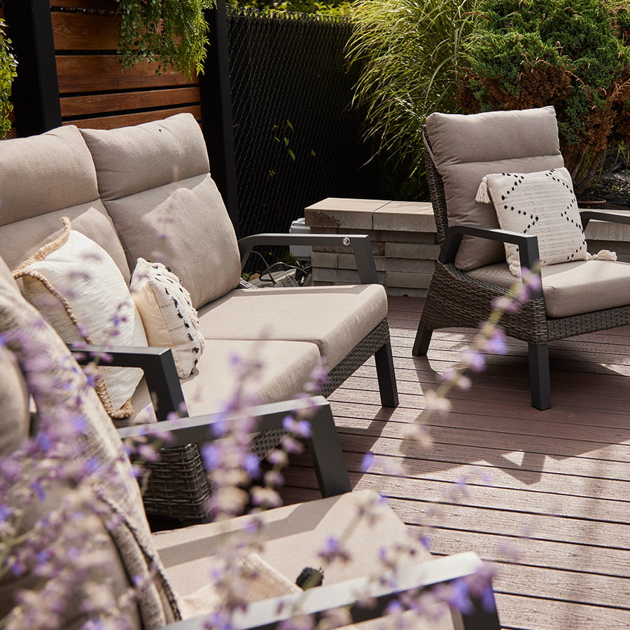 Laurence club recliner