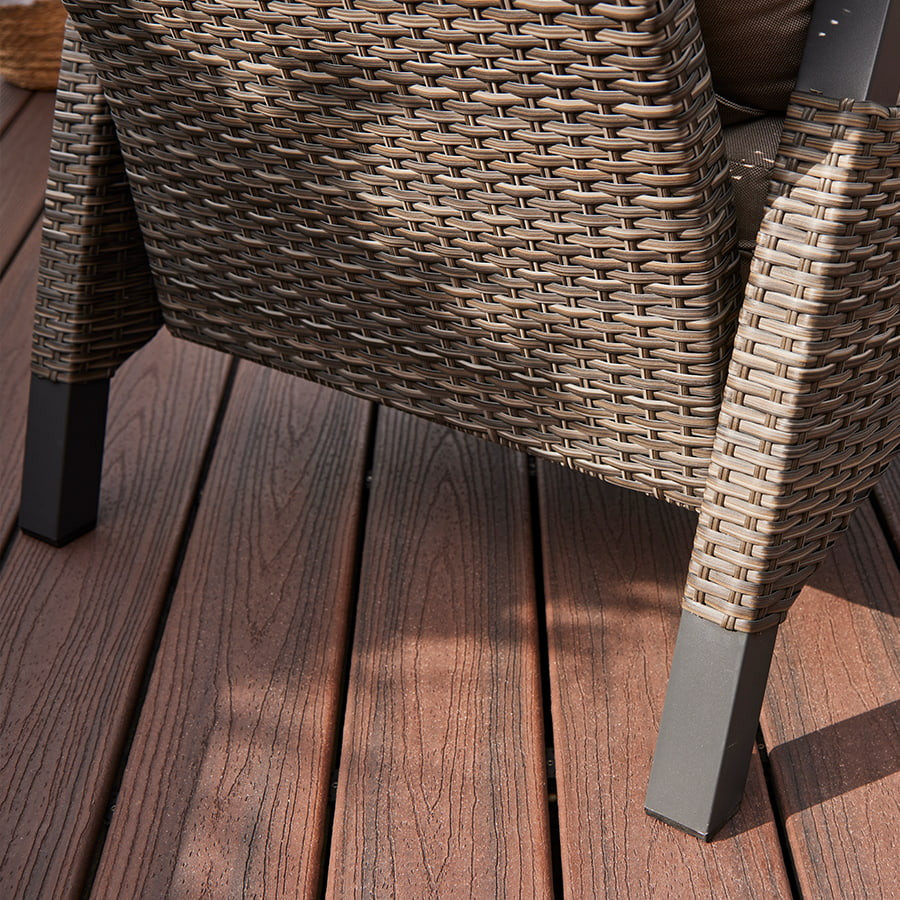 Laurence club recliner