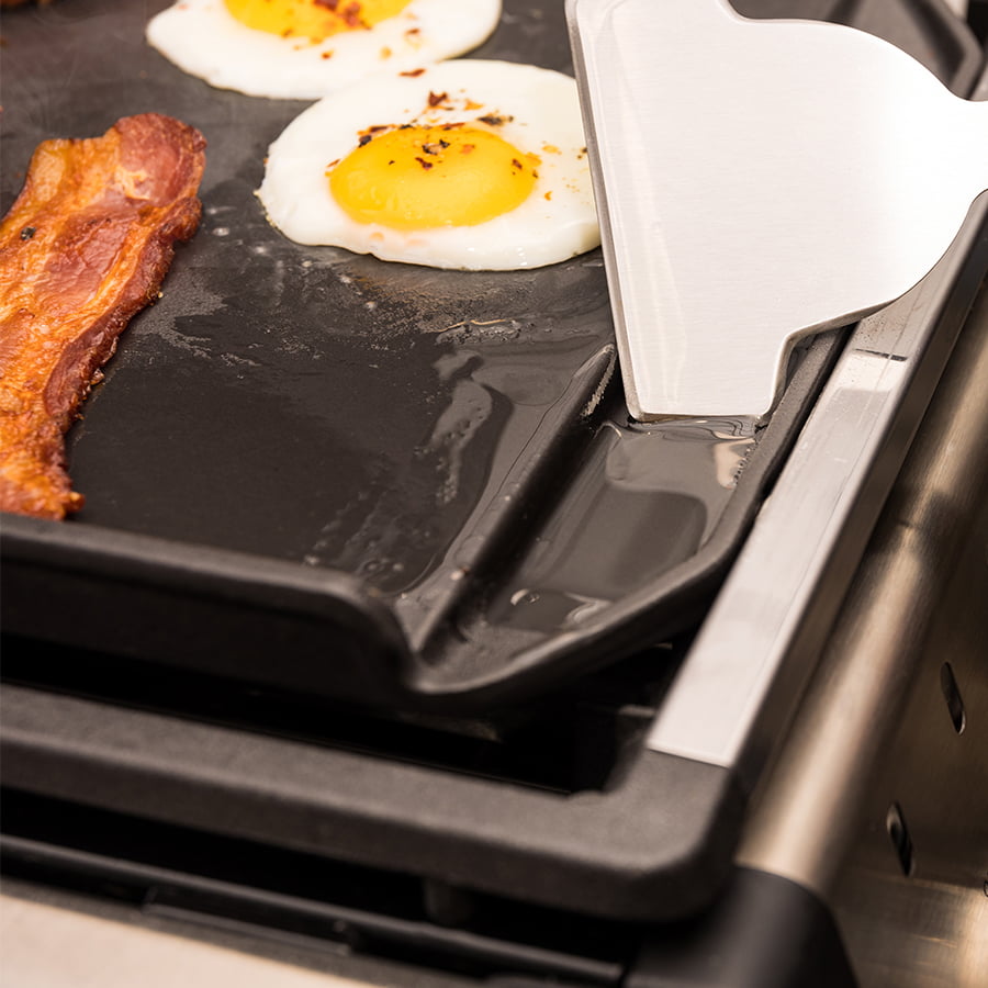 Broil King cast iron plancha