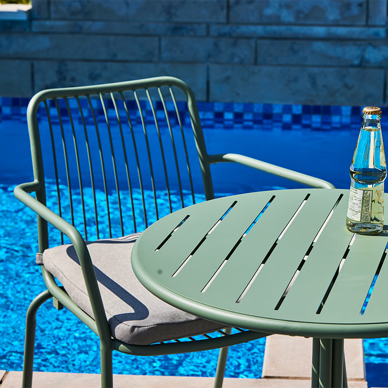 Chaise bistro Flores avec accoudoirs - Sauge