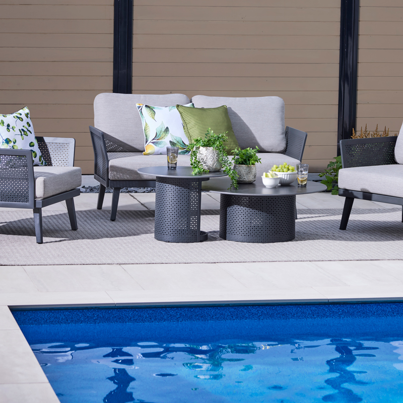 Set of 2 Moreno coffee tables Set of 2 Bahamas nesting tables