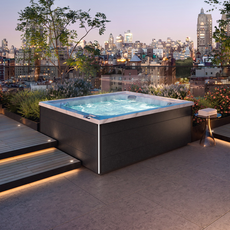 Jacuzzi® J-LXL™ Platinum Spa - Smoked Ebony 2024 Model