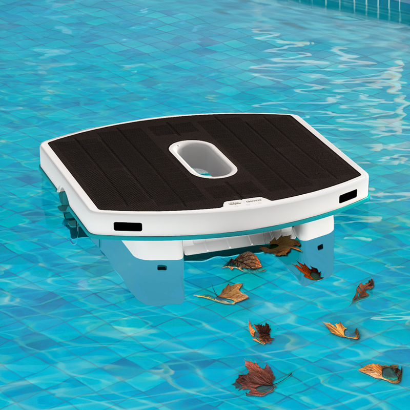 Dolphin Skimmi solar-powered robotic pool