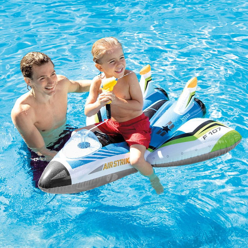 Gonflable à chevaucher - Avion de chasse avec fusil à Eau 46