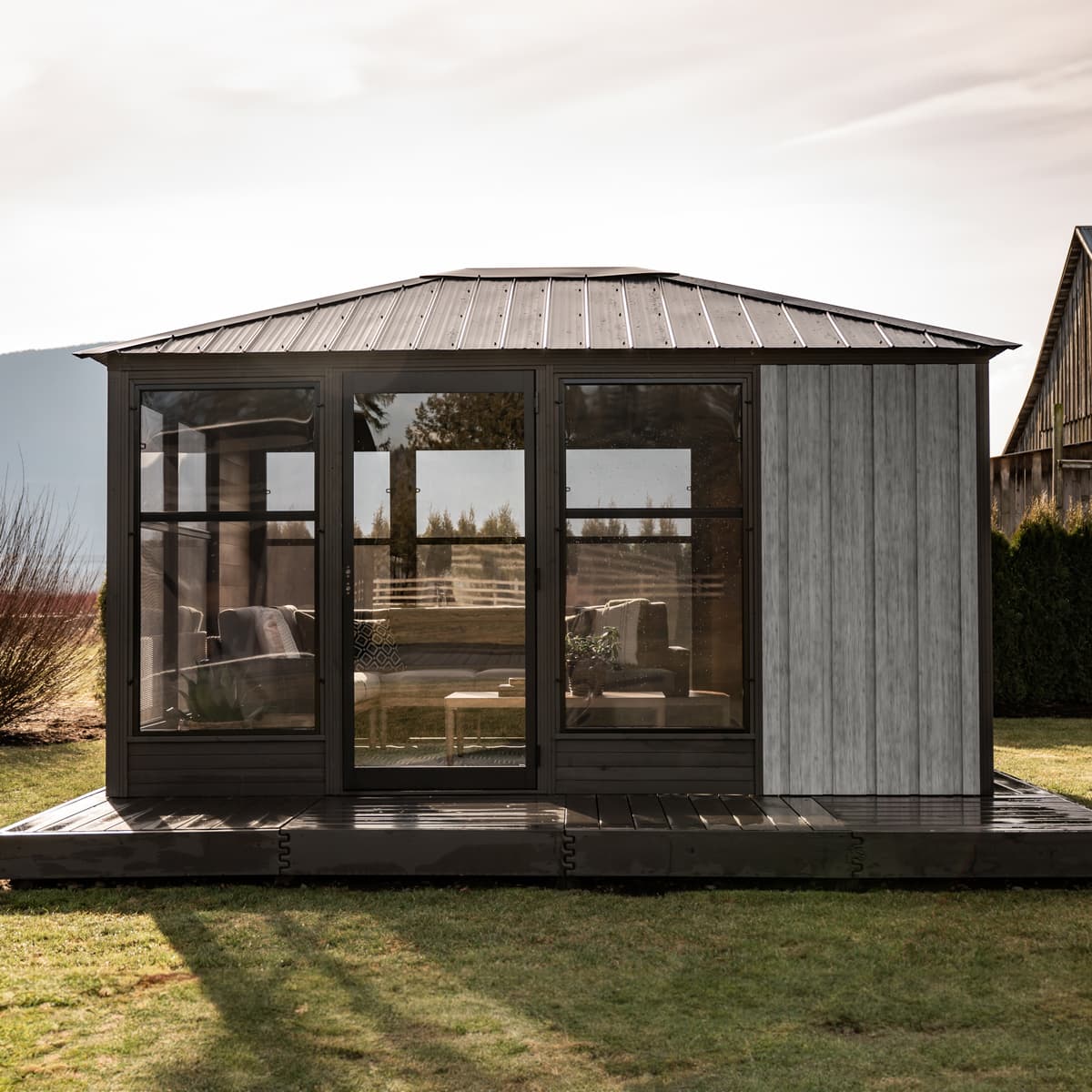 Adela Pavilion 11' x 11' - Blacksmith - Clay