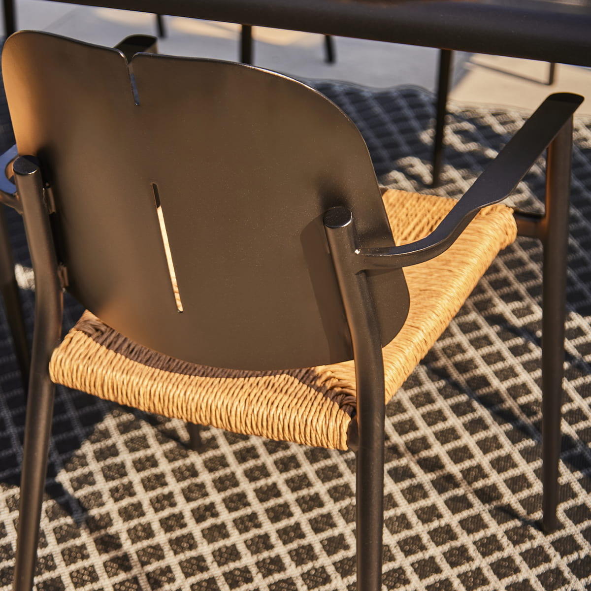 Chaise à diner Maldives - Noir mat et naturel