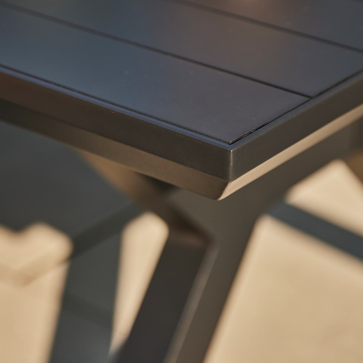 Table à diner Soglio - 39'' x 63''