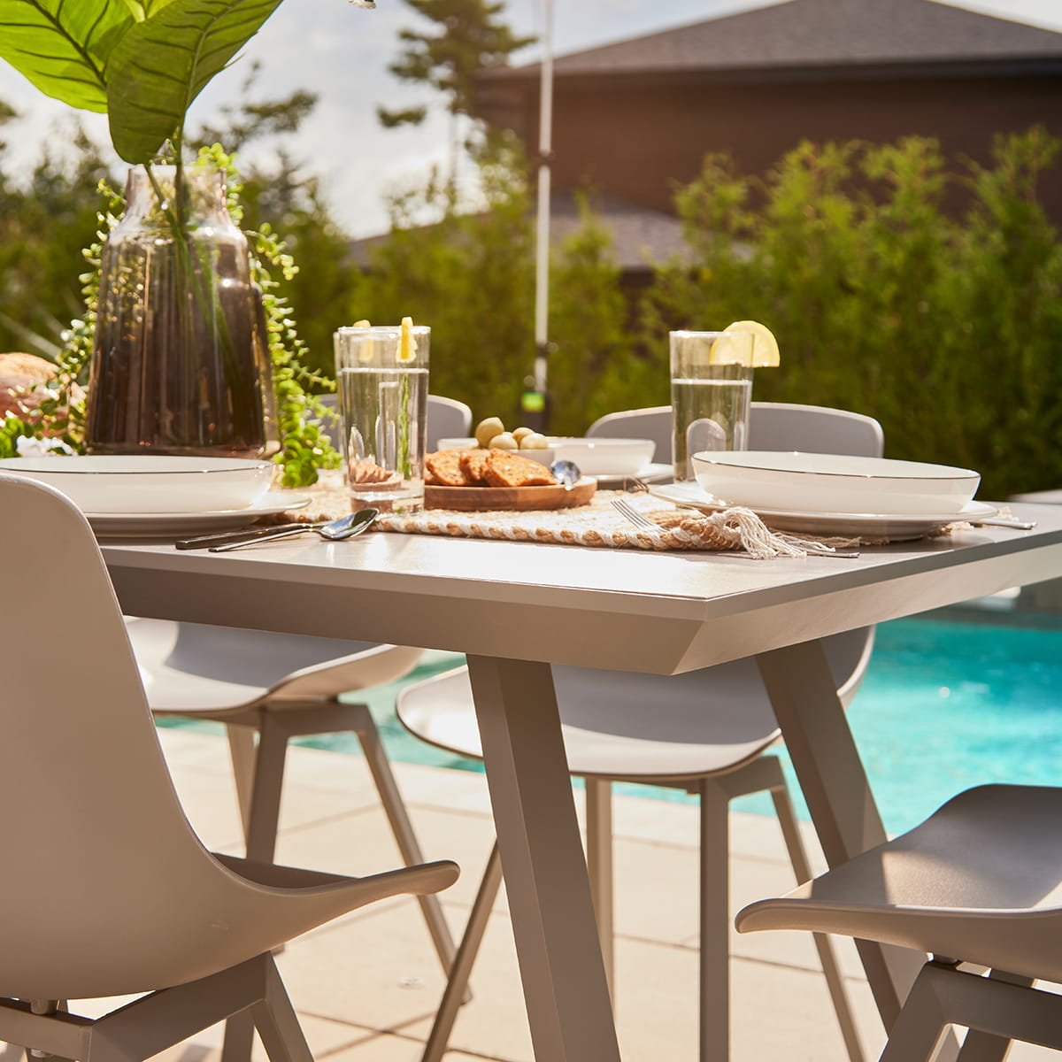 Dublin Dining Set – 6 Chairs and Table