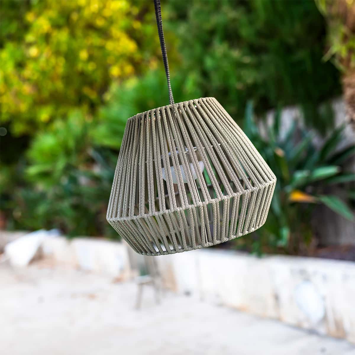 Outdoor Pendant Light - Conta