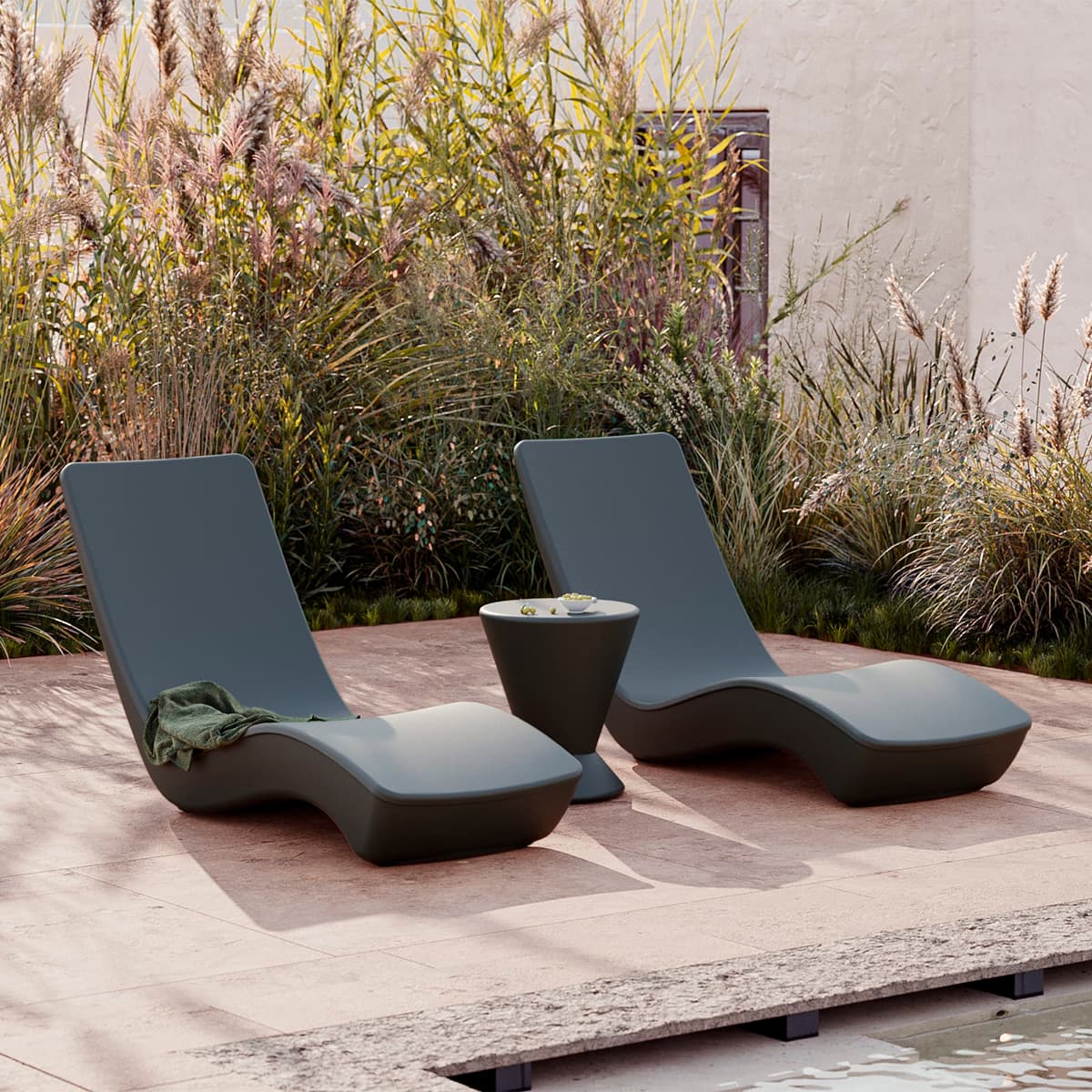 Begonia Chaise Longue