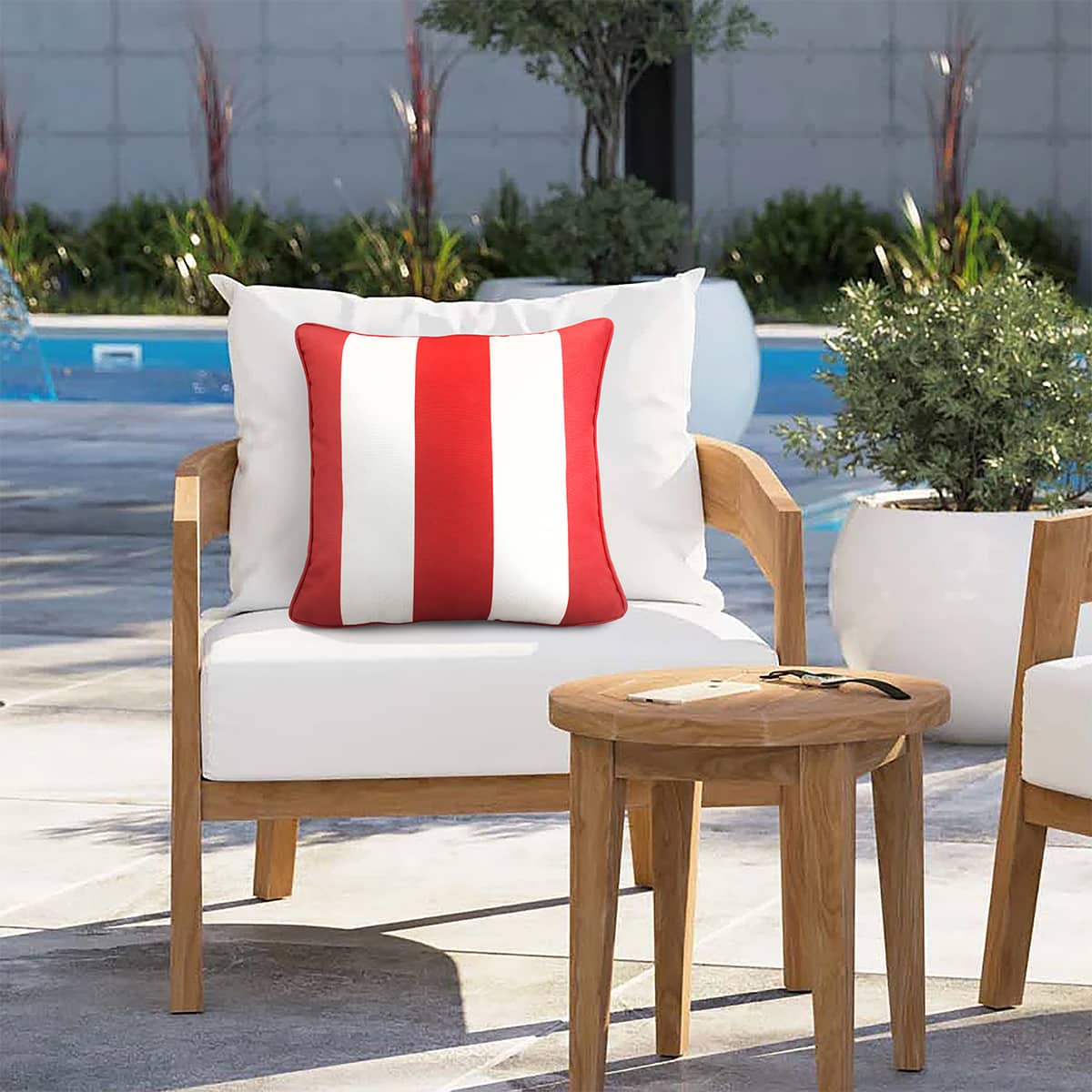 Coussin carré 18x18 po - Rouge salsa rayé