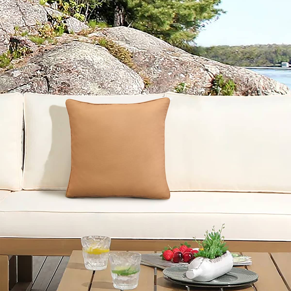 Coussin carré 18x18 po - Jaune safran uni