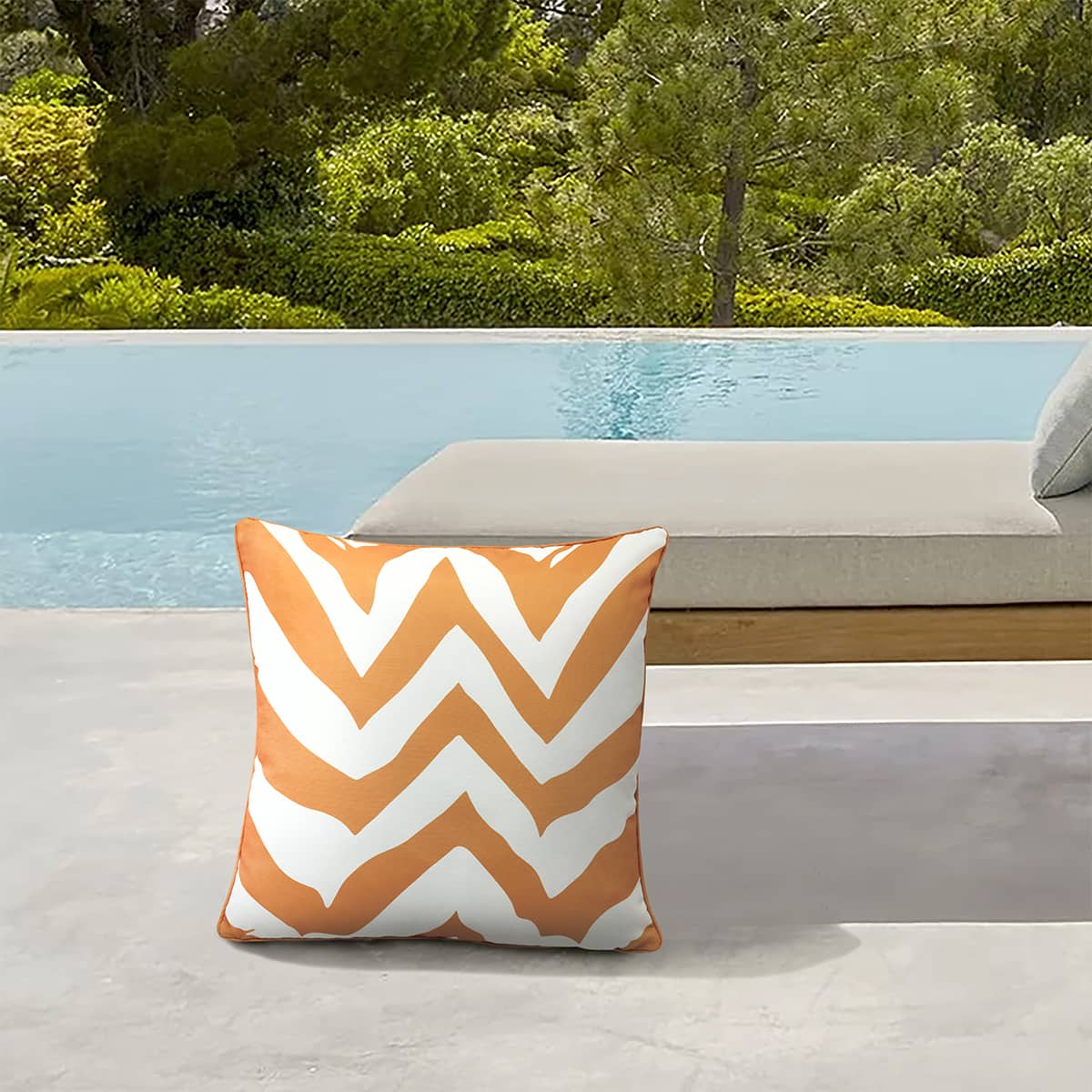 Square Cushion 24x24 in - Yellow Zig Zag