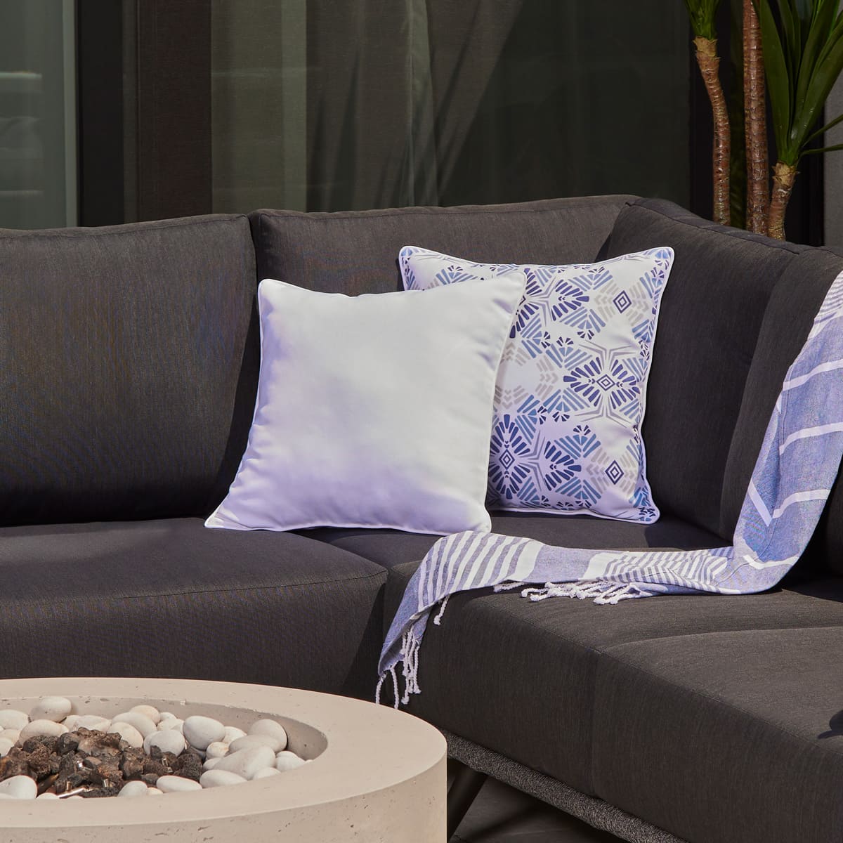 Square Cushion 18x18 in - Blue Print