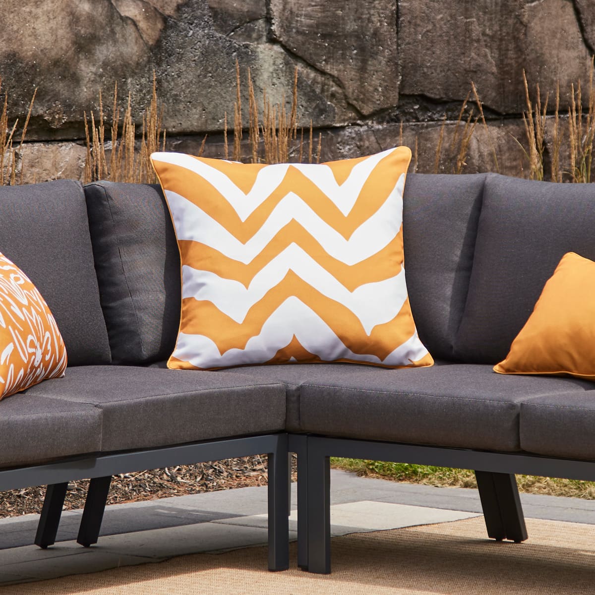 Square Cushion 24x24 in - Yellow Zig Zag