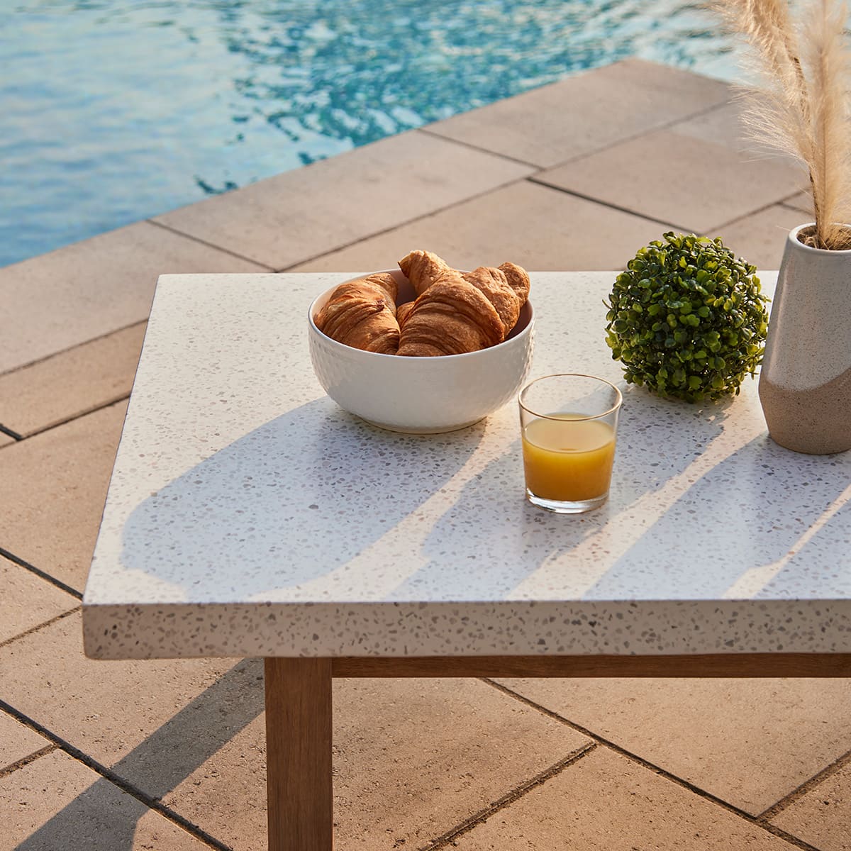 Rimini Conversation Set