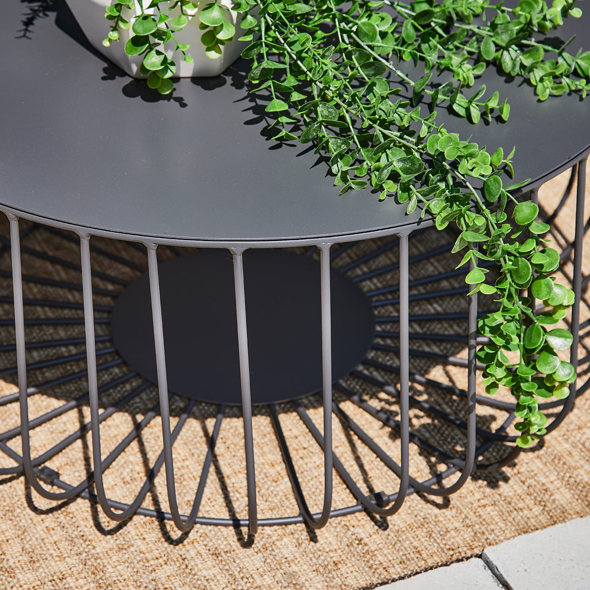 Iris Coffee Table - 26.6''