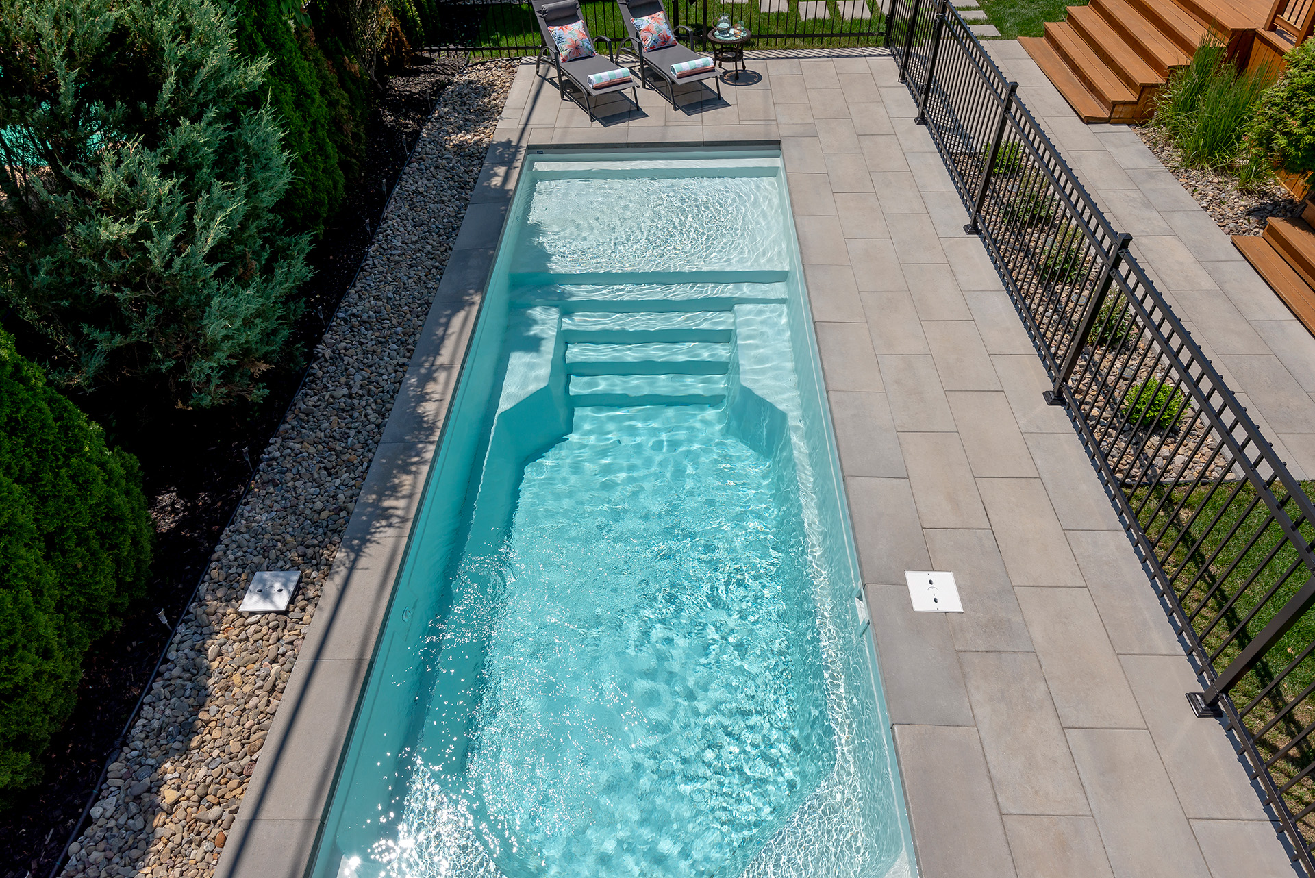 Aquarino Larimar Pool