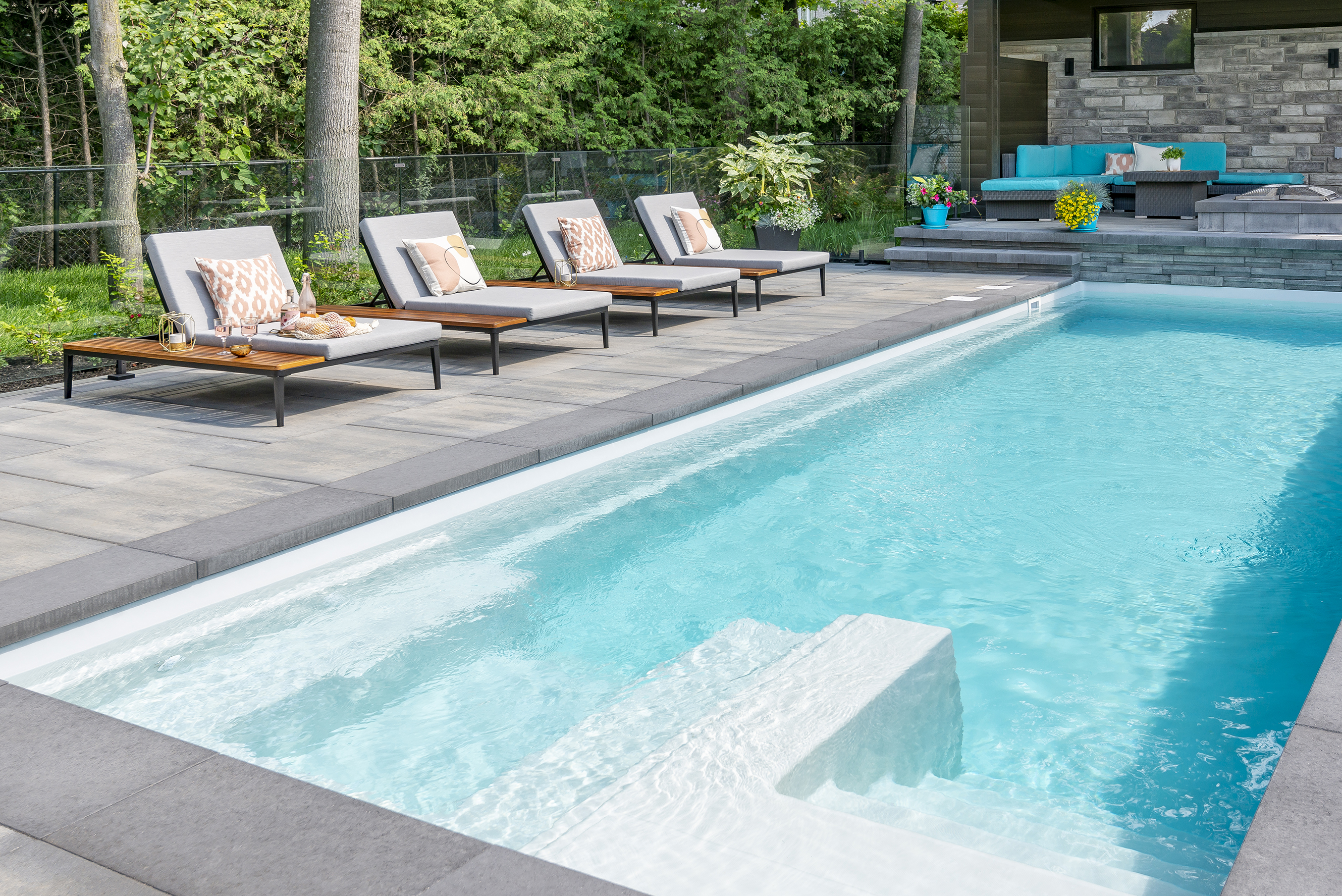 Aquarino Lazuli Pool