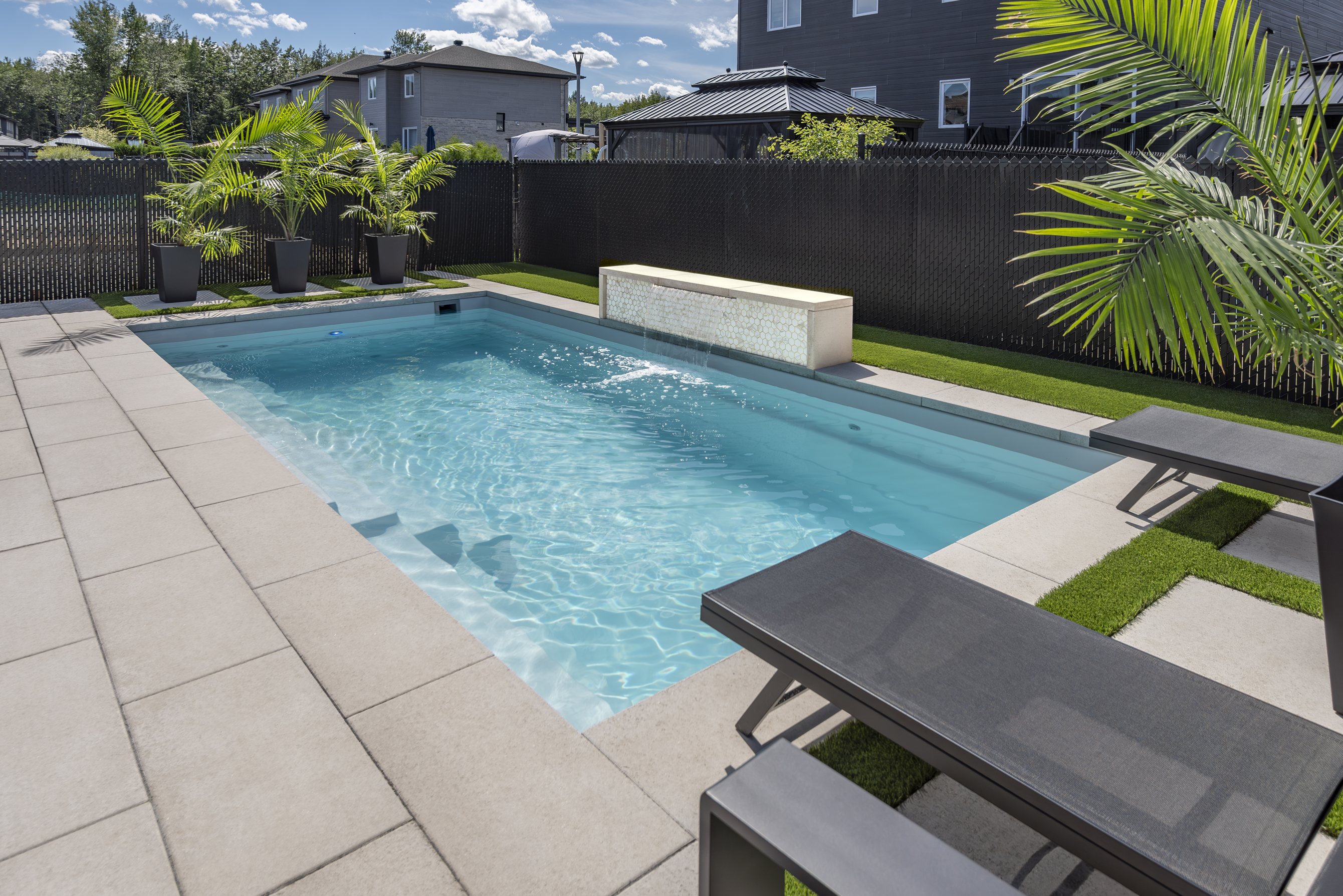 Aquarino Zircon Pool