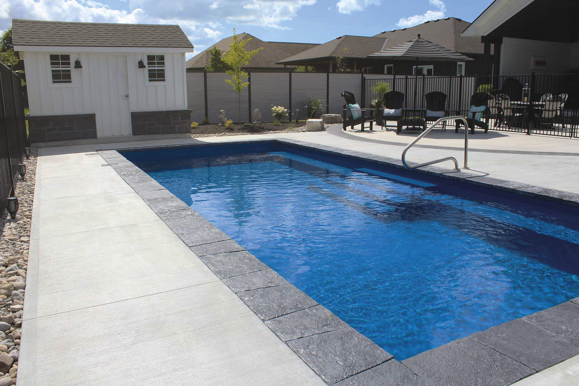 Piscine Dolphin Bayfield