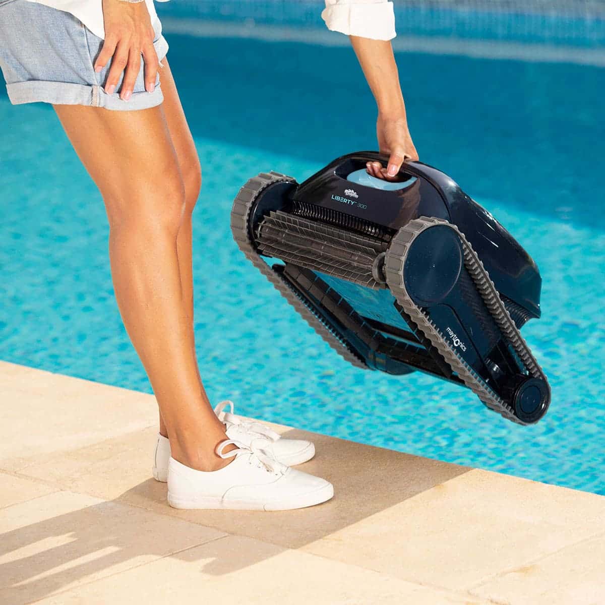 Cordless Cleaning Robot Liberty 300