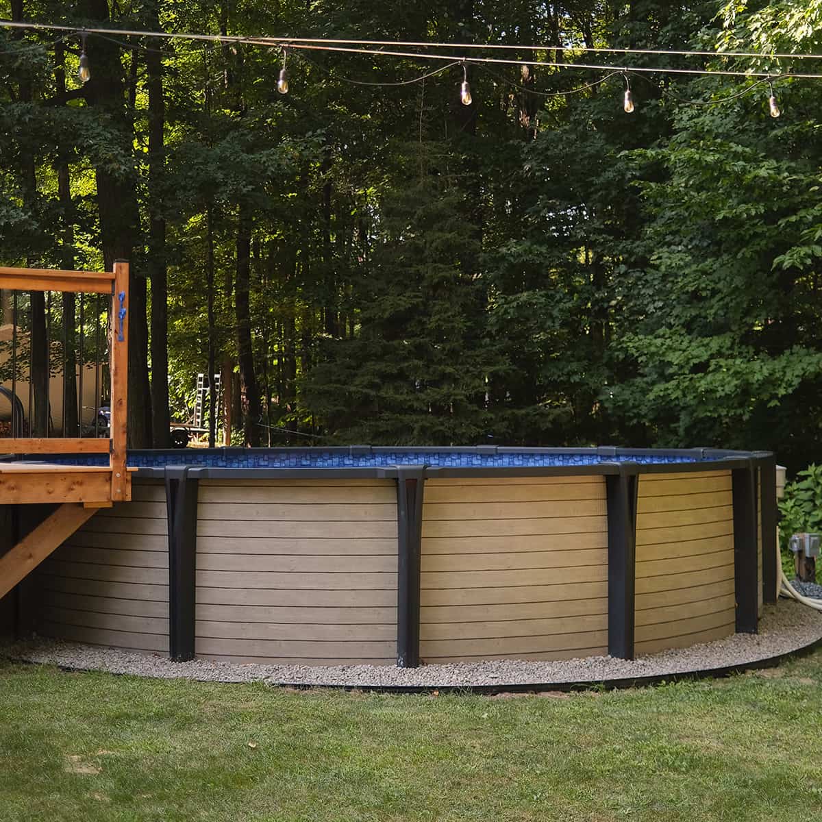 Country above ground pool - 21' Round