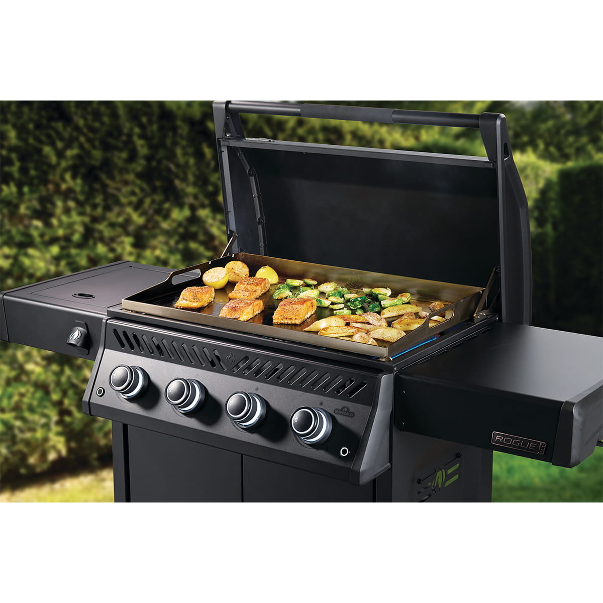 Rogue® PRO Phantom 30 Plancha with Cart