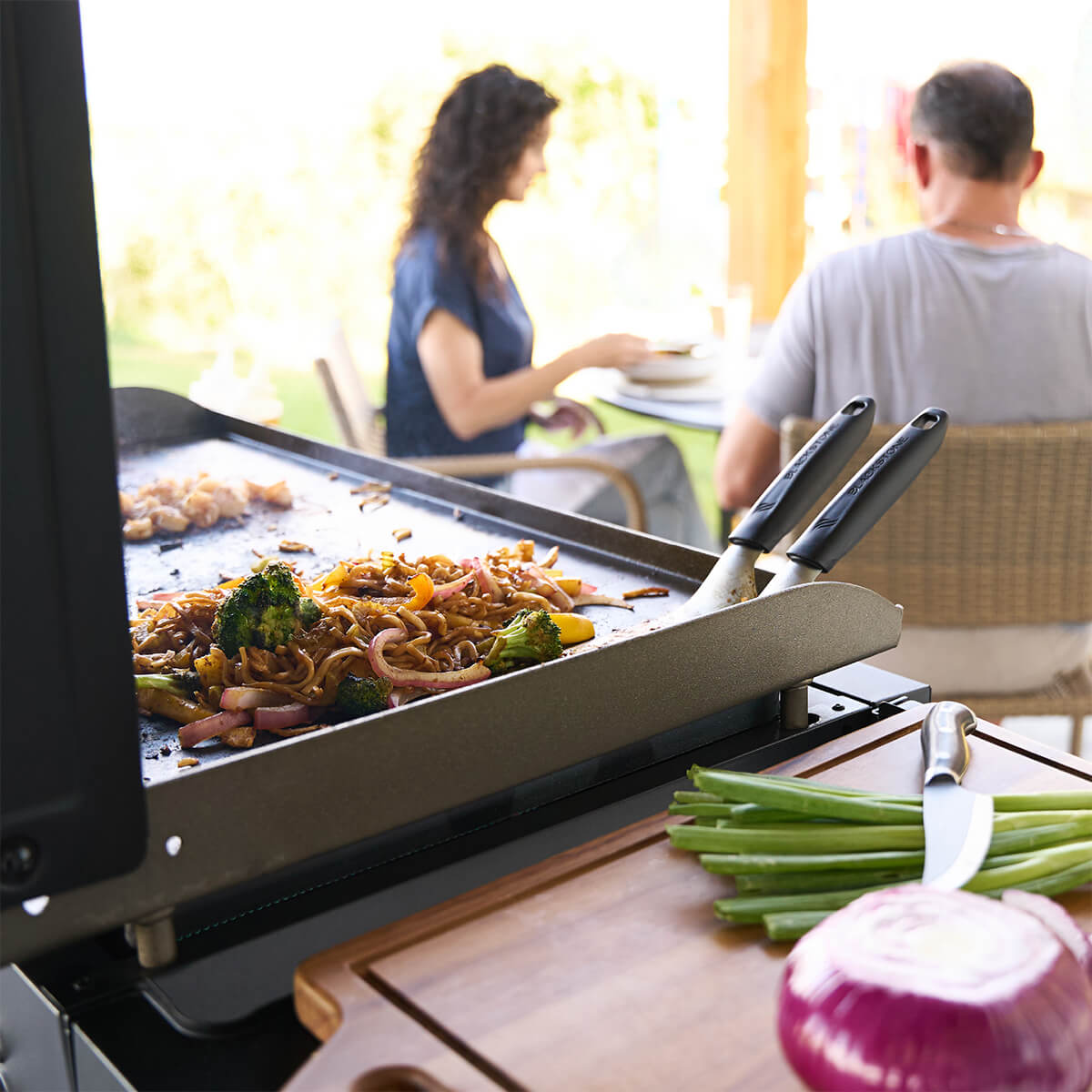 Patio Cooking Station – Griddle and Air Fryer
