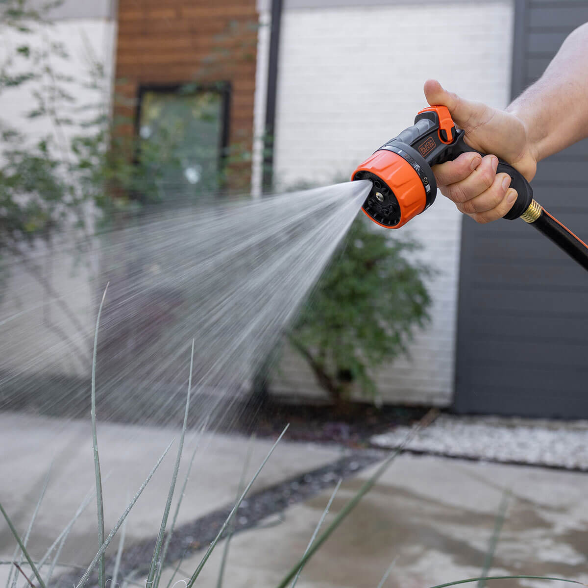 Thumb‑control nozzle – 10 spray patterns