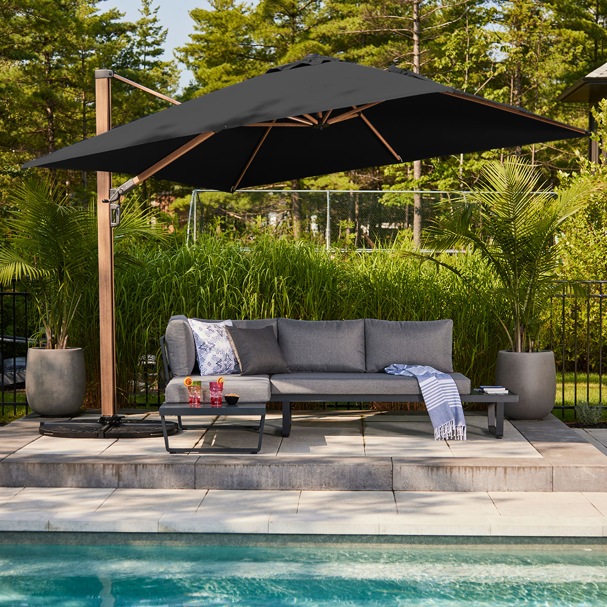 Parasol suspendu carré 10' Deluxe- Noir