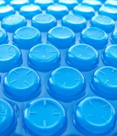 Toile solaire ovale de 18 x 33 pieds et 6 millimètres d'épaisseur