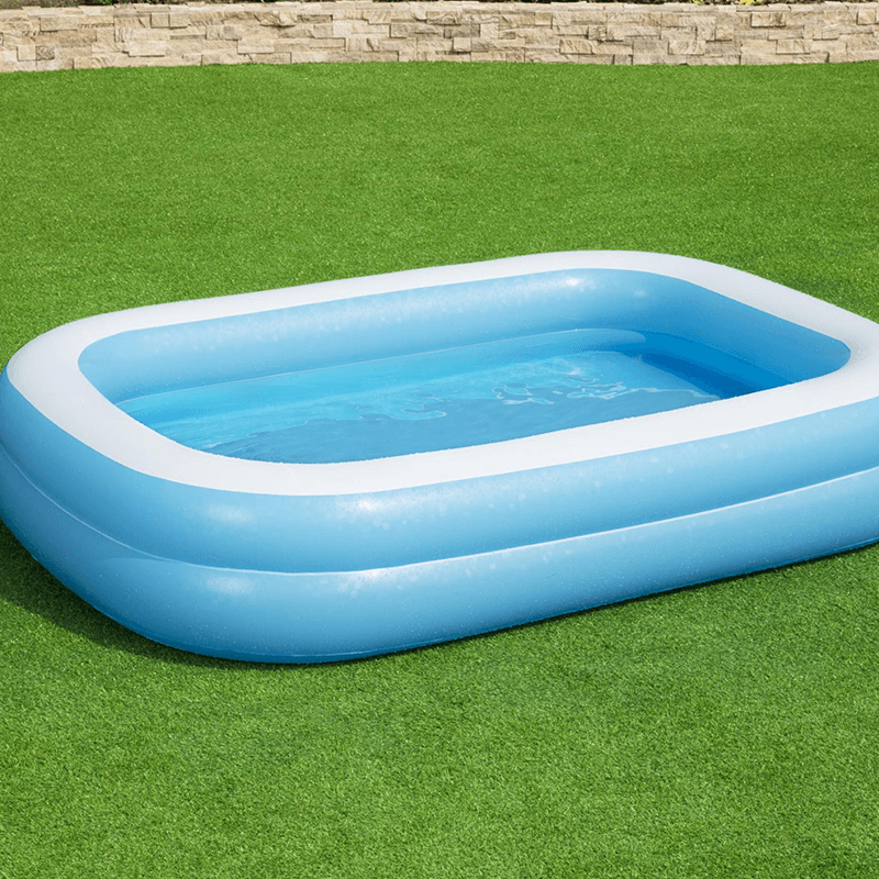 Pataugeoire pour enfants rectangulaire bleue de 8,5 pi