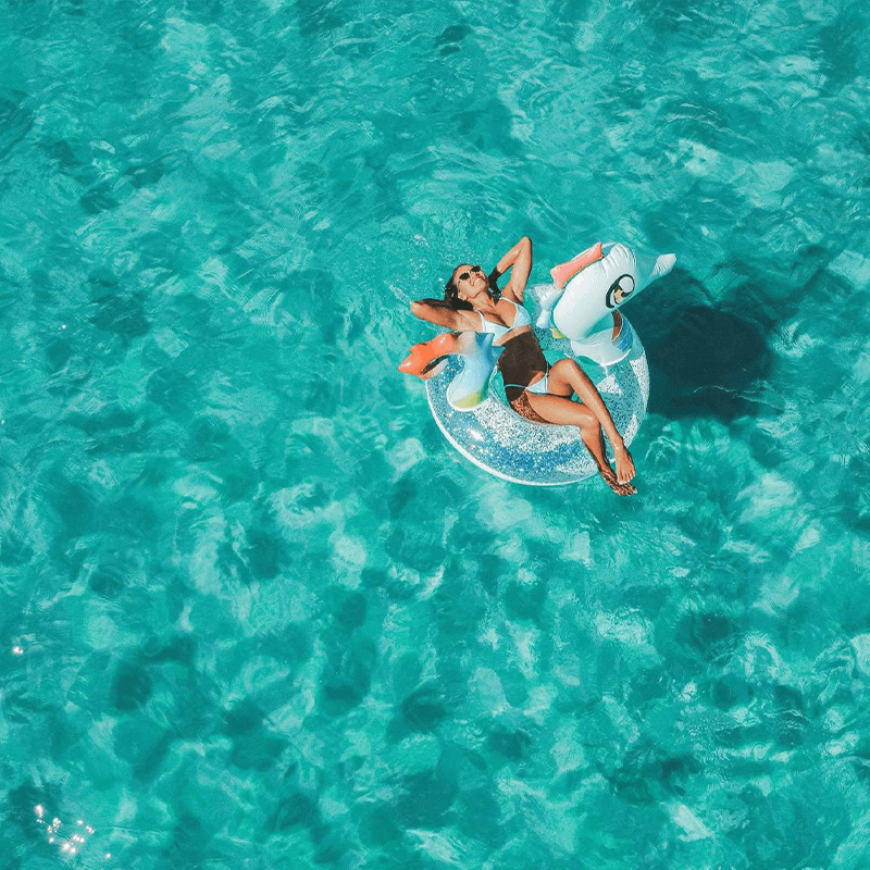 Pool Candy 48 Inch Glitter Seahorse Pool Tube