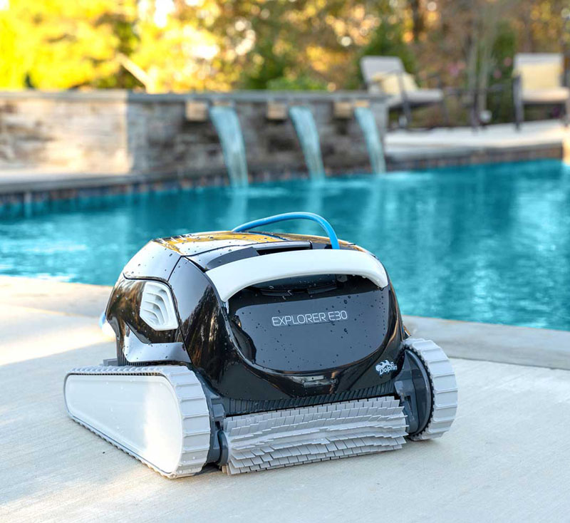 Robot nettoyeur de piscine Dolphin Explorer E30
