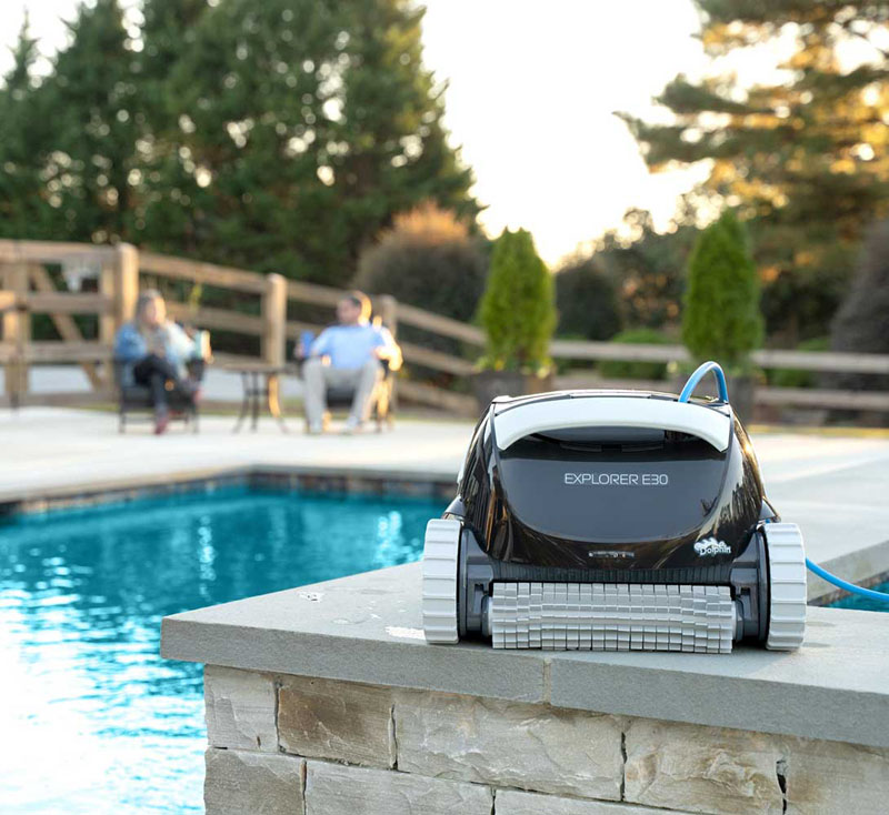 Robot nettoyeur de piscine Dolphin Explorer E30