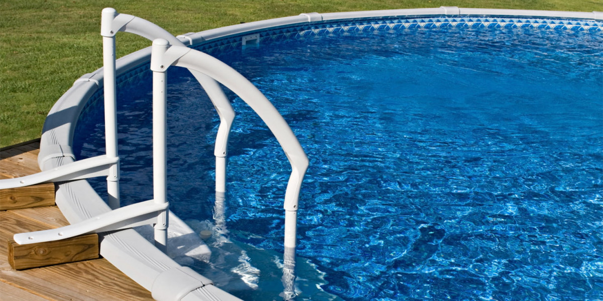 Marches et échelles pour piscine