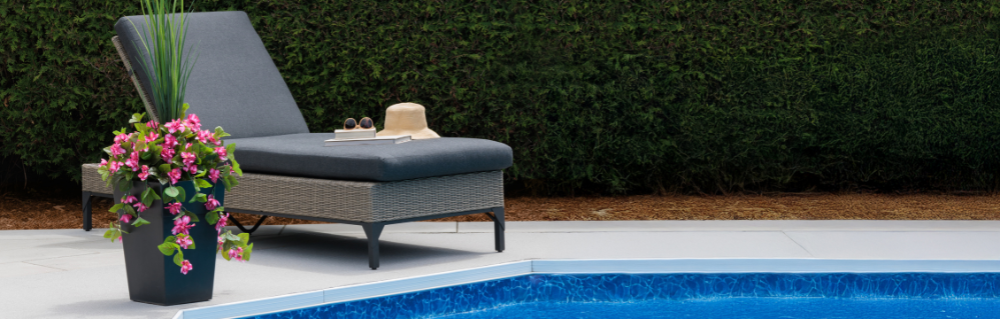 Décors Véronneau Artificial Plants:  A Lush Backyard All Year Round 